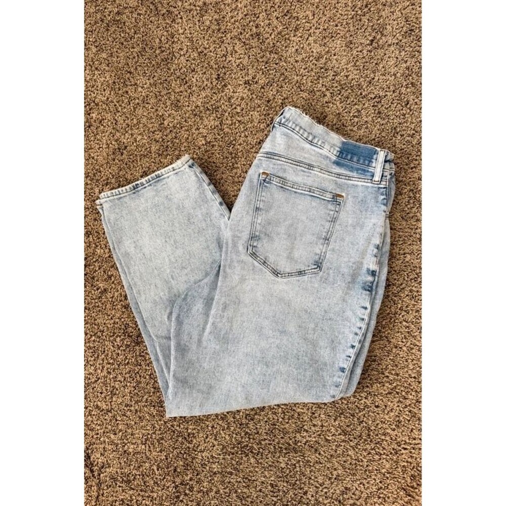 Abercrombie Women’s Light Wash Jeans Size 18